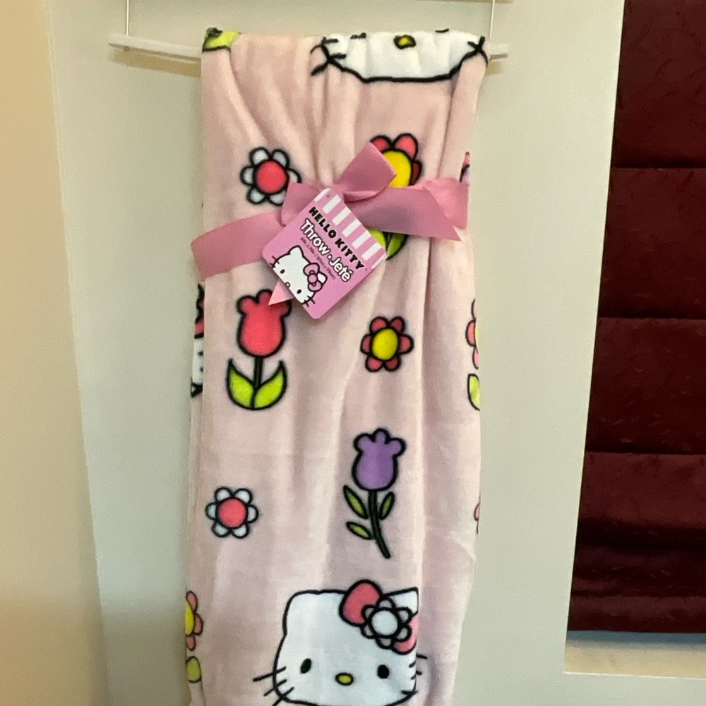 New Hello kitty blanket
